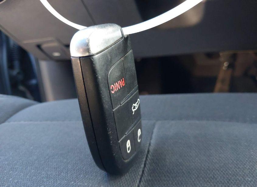 Photo 11 of 2015 Chrysler 200 LIMITED (VIN 1C3CCCAB3FN746190)