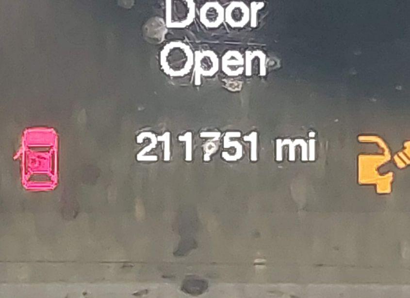 Photo 15 of 2015 Chrysler 200 LIMITED (VIN 1C3CCCAB3FN746190)