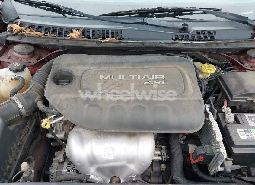 Photo 10 of 2015 Chrysler 200 LIMITED (VIN 1C3CCCAB3FN758016)