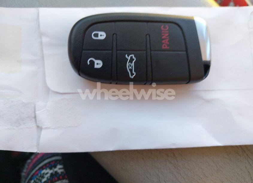 Photo 11 of 2016 Chrysler 200 LIMITED (VIN 1C3CCCAB3GN106062)