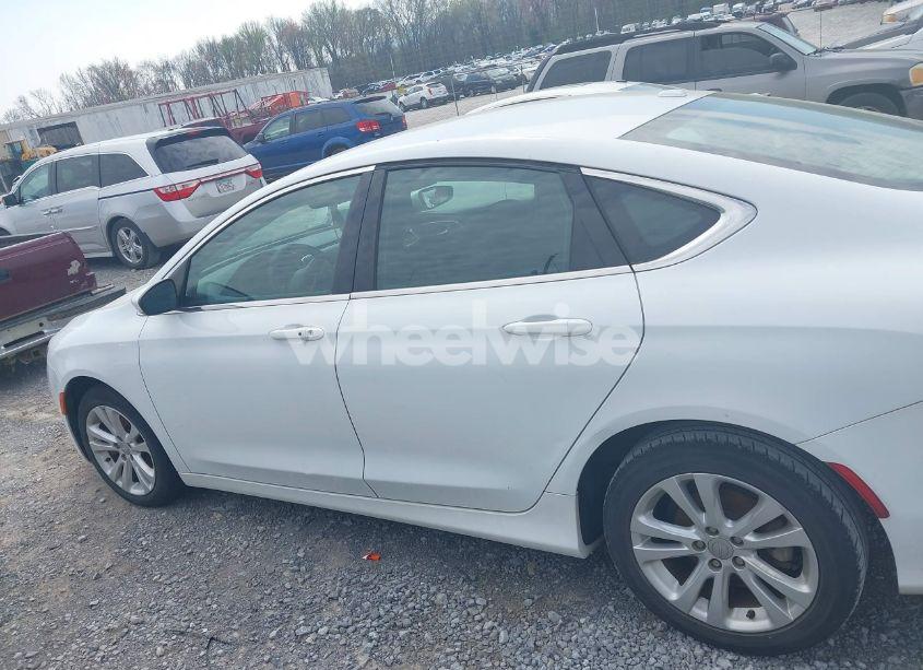 Photo 14 of 2016 Chrysler 200 LIMITED (VIN 1C3CCCAB3GN106062)