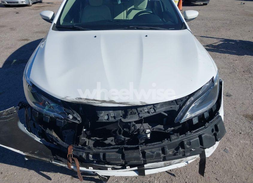 Photo 12 of 2016 Chrysler 200 LIMITED (VIN 1C3CCCAB3GN137909)