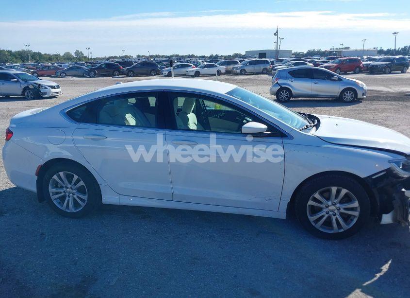 Photo 13 of 2016 Chrysler 200 LIMITED (VIN 1C3CCCAB3GN137909)