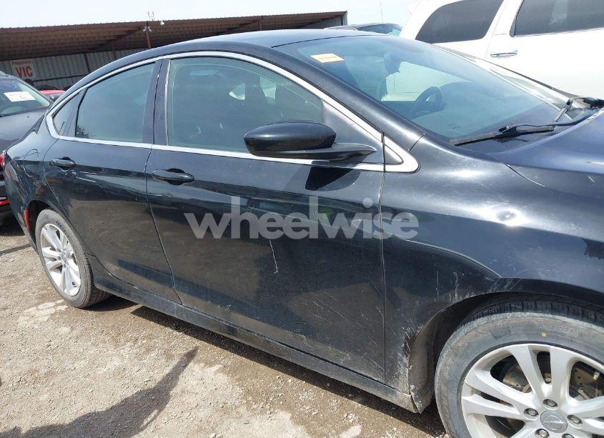 Photo 13 of 2016 Chrysler 200 LIMITED (VIN 1C3CCCAB3GN165144)