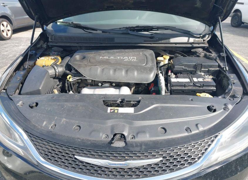 Photo 10 of 2016 Chrysler 200 LIMITED (VIN 1C3CCCAB3GN169274)
