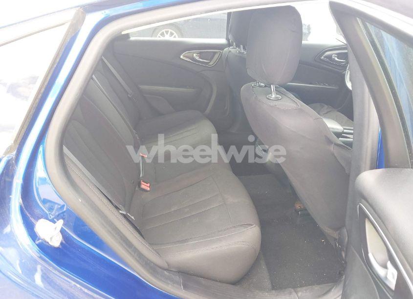 Photo 8 of 2016 Chrysler 200 LIMITED (VIN 1C3CCCAB3GN170179)