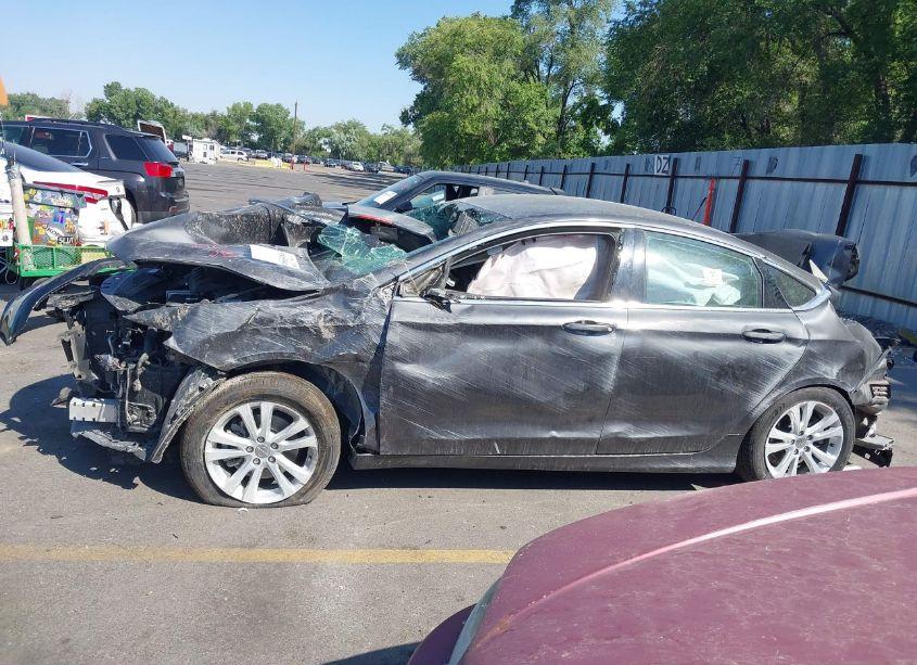 Photo 13 of 2016 Chrysler 200 LIMITED (VIN 1C3CCCAB3GN174569)