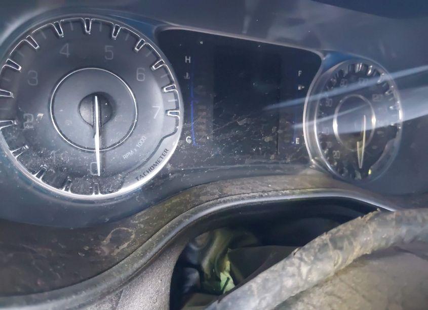 Photo 14 of 2016 Chrysler 200 LIMITED (VIN 1C3CCCAB3GN174569)