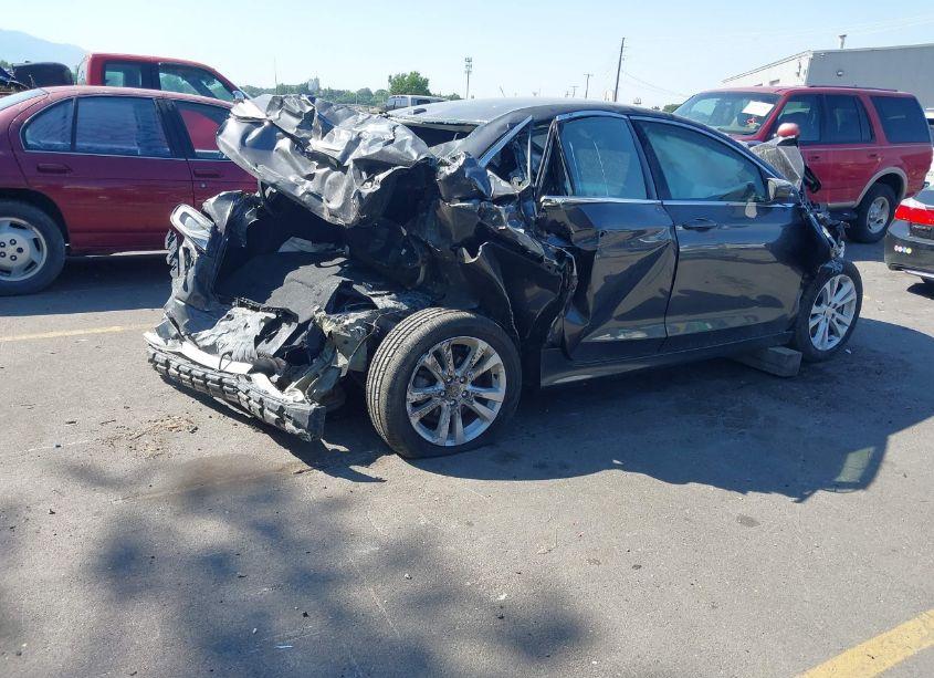 Photo 4 of 2016 Chrysler 200 LIMITED (VIN 1C3CCCAB3GN174569)