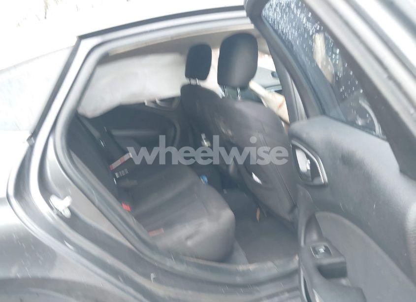 Photo 8 of 2015 Chrysler 200 LIMITED (VIN 1C3CCCAB4FN504184)