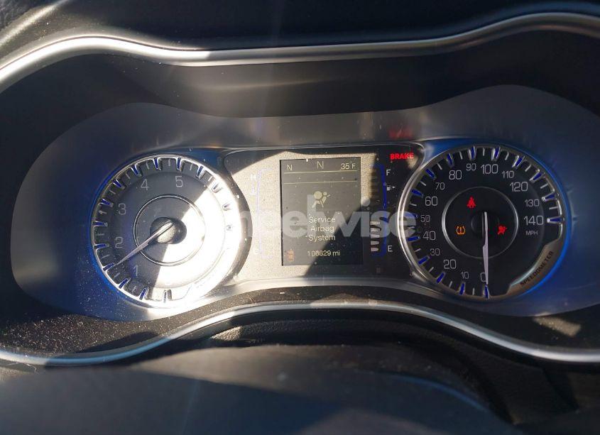 Photo 7 of 2015 Chrysler 200 LIMITED (VIN 1C3CCCAB4FN507599)