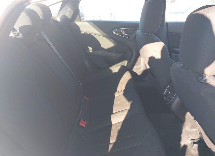 Photo 8 of 2015 Chrysler 200 LIMITED (VIN 1C3CCCAB4FN534219)