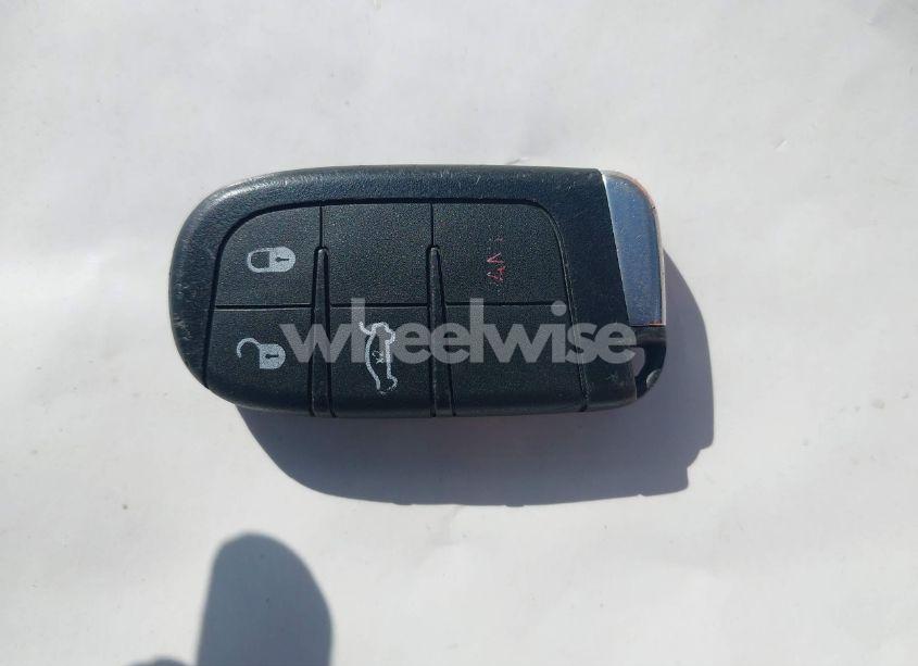 Photo 11 of 2015 Chrysler 200 LIMITED (VIN 1C3CCCAB4FN552834)