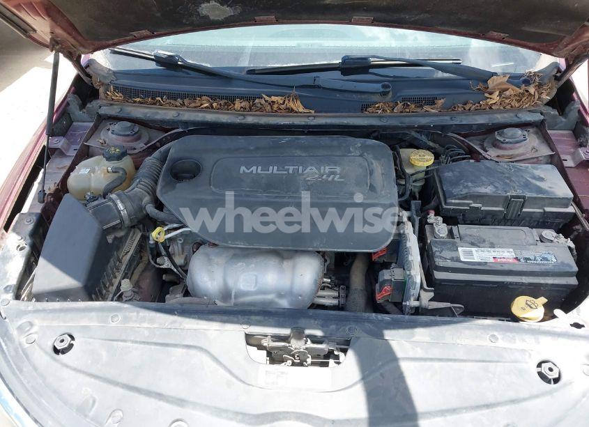 Photo 10 of 2015 Chrysler 200 LIMITED (VIN 1C3CCCAB4FN554647)