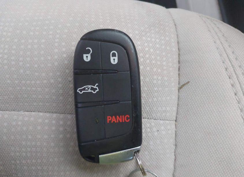 Photo 11 of 2015 Chrysler 200 LIMITED (VIN 1C3CCCAB4FN564238)