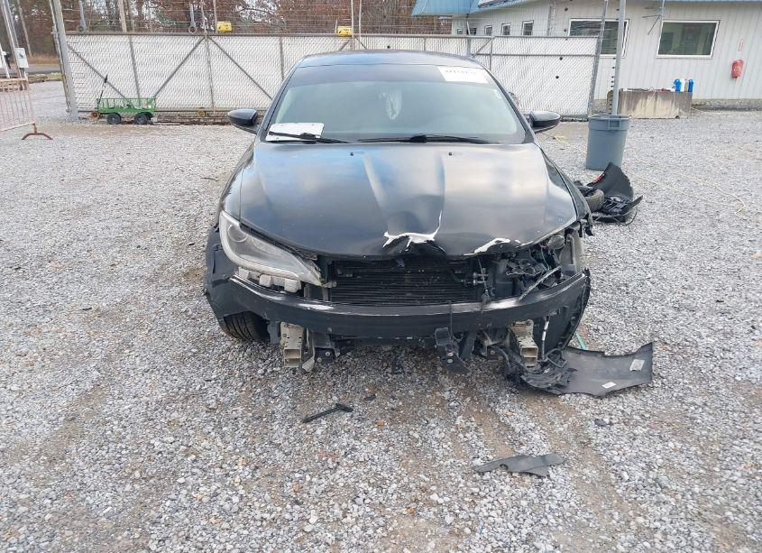 Photo 6 of 2015 Chrysler 200 LIMITED (VIN 1C3CCCAB4FN568029)