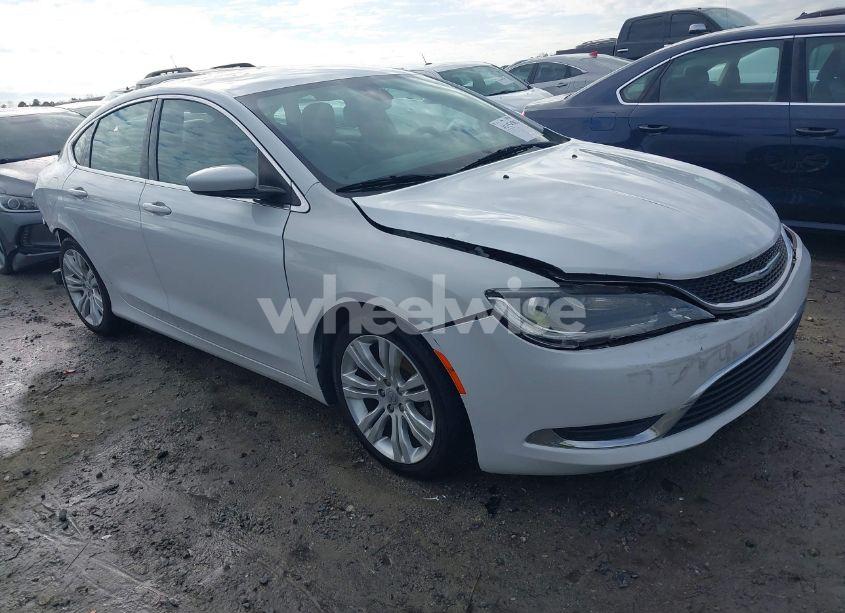 2015 Chrysler 200 LIMITED (VIN 1C3CCCAB4FN588815) main photo
