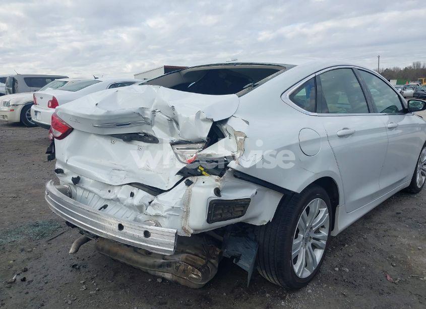 Photo 6 of 2015 Chrysler 200 LIMITED (VIN 1C3CCCAB4FN588815)