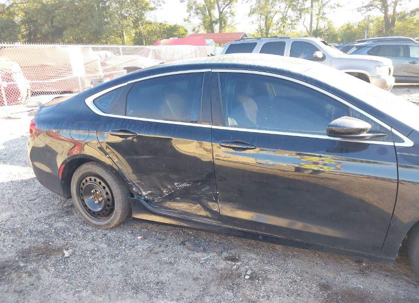 Photo 6 of 2015 Chrysler 200 LIMITED (VIN 1C3CCCAB4FN598583)