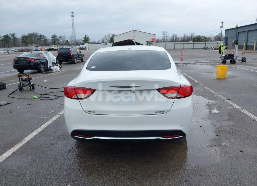 Photo 16 of 2015 Chrysler 200 LIMITED (VIN 1C3CCCAB4FN598793)