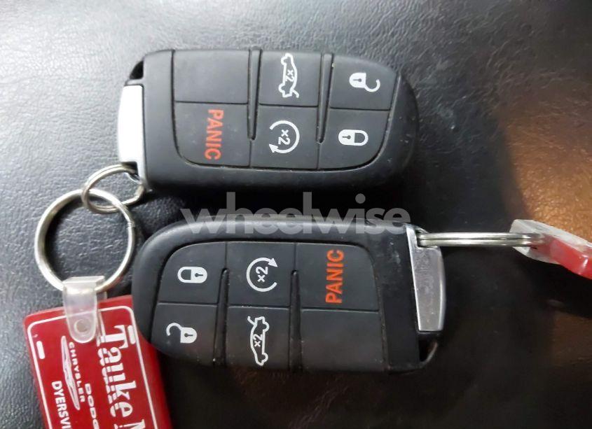 Photo 11 of 2015 Chrysler 200 LIMITED (VIN 1C3CCCAB4FN609078)