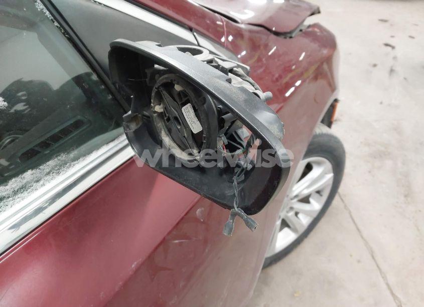 Photo 16 of 2015 Chrysler 200 LIMITED (VIN 1C3CCCAB4FN609078)