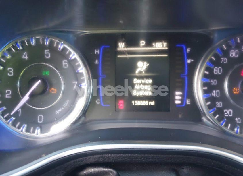 Photo 15 of 2015 Chrysler 200 LIMITED (VIN 1C3CCCAB4FN612630)