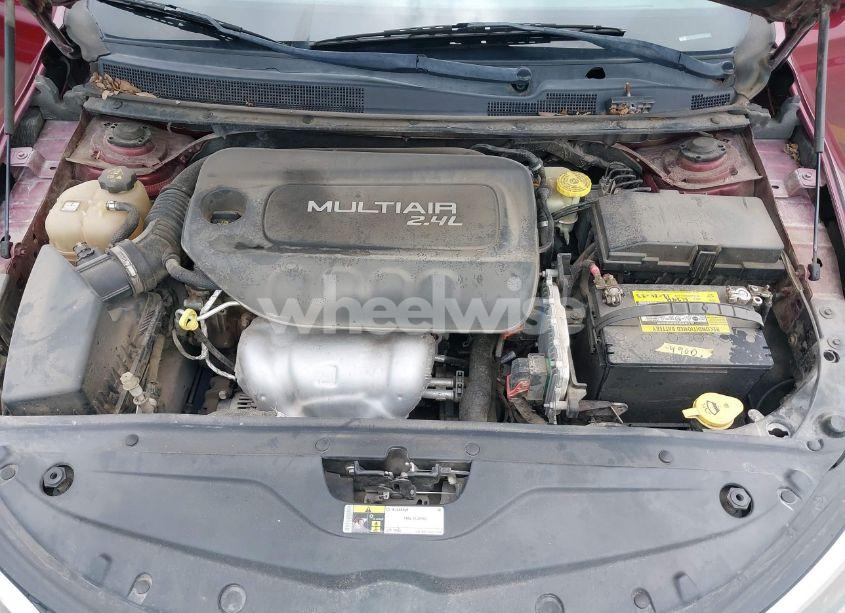 Photo 10 of 2015 Chrysler 200 LIMITED (VIN 1C3CCCAB4FN622820)