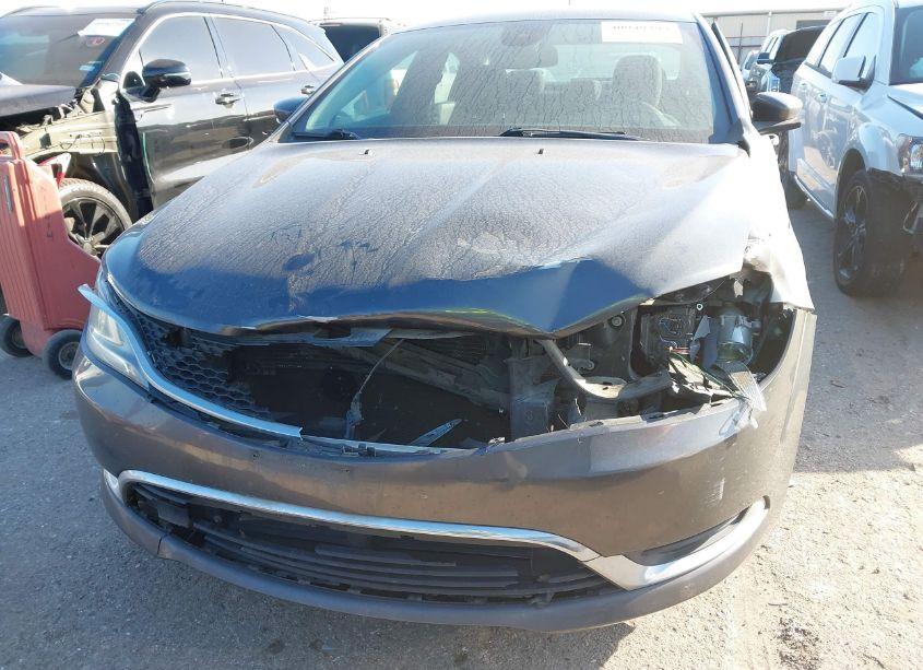 Photo 6 of 2015 Chrysler 200 LIMITED (VIN 1C3CCCAB4FN633011)