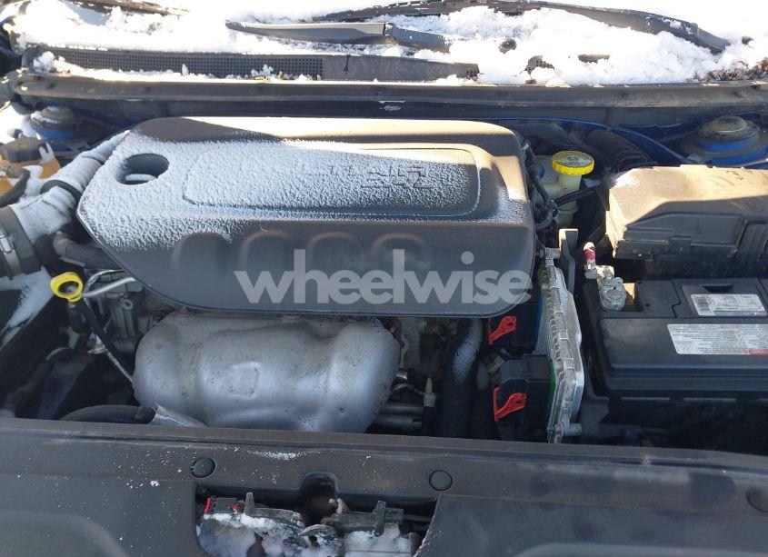 Photo 10 of 2015 Chrysler 200 LIMITED (VIN 1C3CCCAB4FN641674)