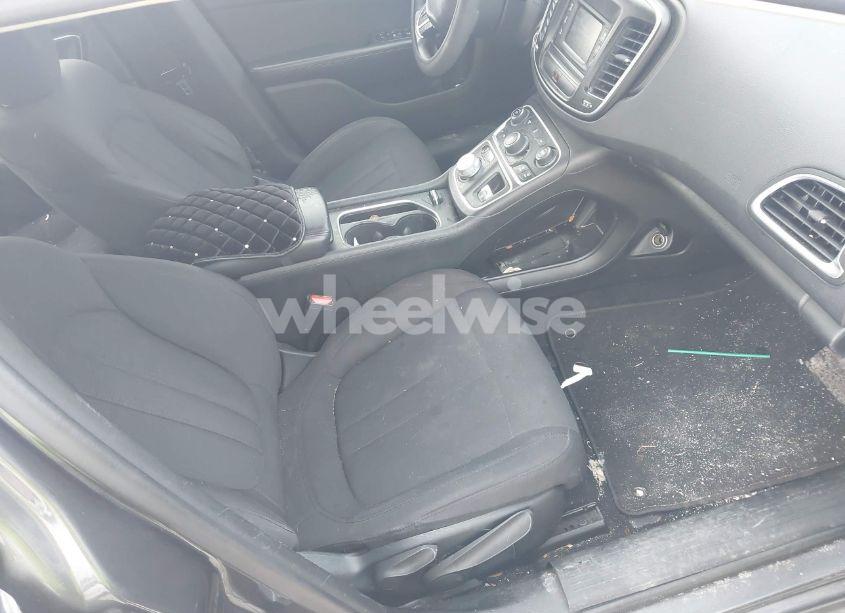 Photo 8 of 2015 Chrysler 200 LIMITED (VIN 1C3CCCAB4FN641884)