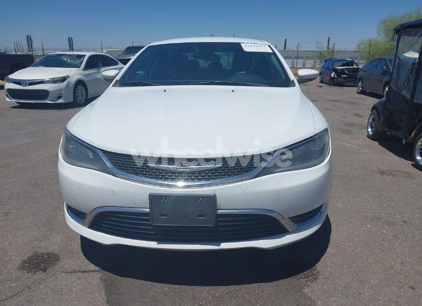 Photo 12 of 2015 Chrysler 200 LIMITED (VIN 1C3CCCAB4FN659446)