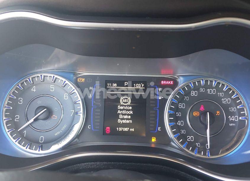 Photo 7 of 2015 Chrysler 200 LIMITED (VIN 1C3CCCAB4FN659446)