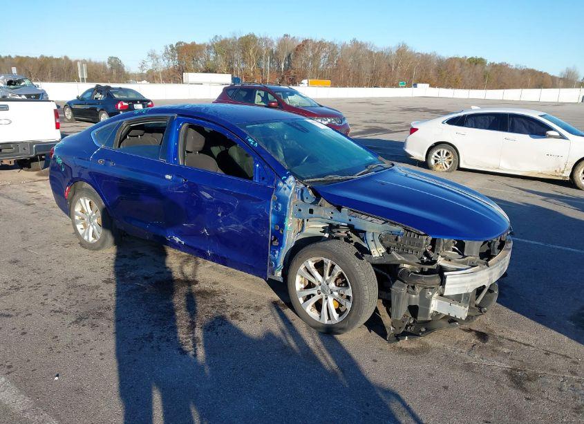 2015 Chrysler 200 LIMITED (VIN 1C3CCCAB4FN664047) main photo