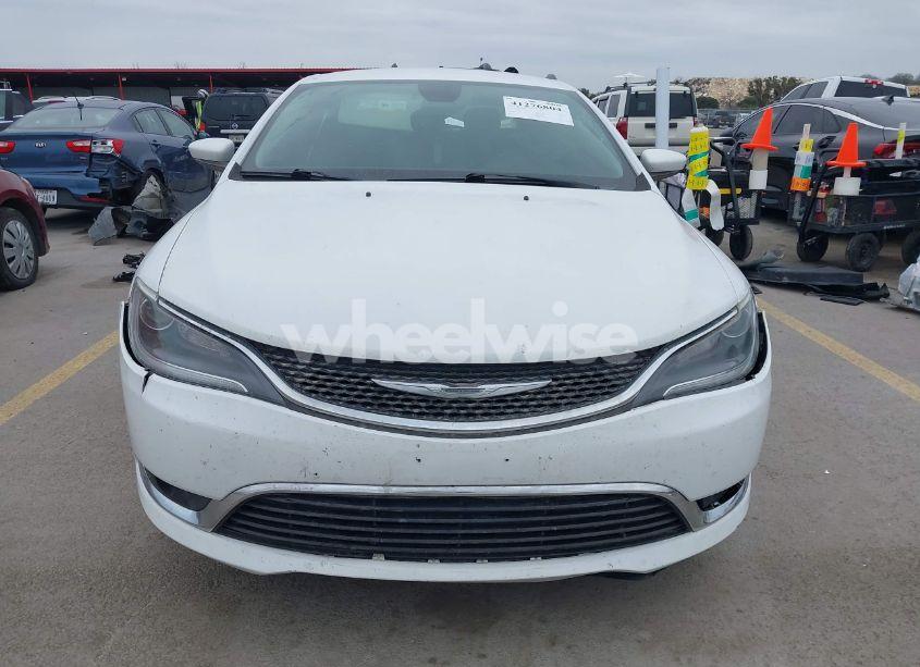 Photo 13 of 2015 Chrysler 200 LIMITED (VIN 1C3CCCAB4FN682015)