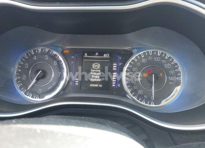 Photo 7 of 2015 Chrysler 200 LIMITED (VIN 1C3CCCAB4FN687666)