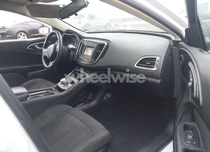 Photo 5 of 2015 Chrysler 200 LIMITED (VIN 1C3CCCAB4FN688445)