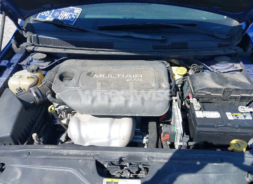 Photo 10 of 2015 Chrysler 200 LIMITED (VIN 1C3CCCAB4FN695704)