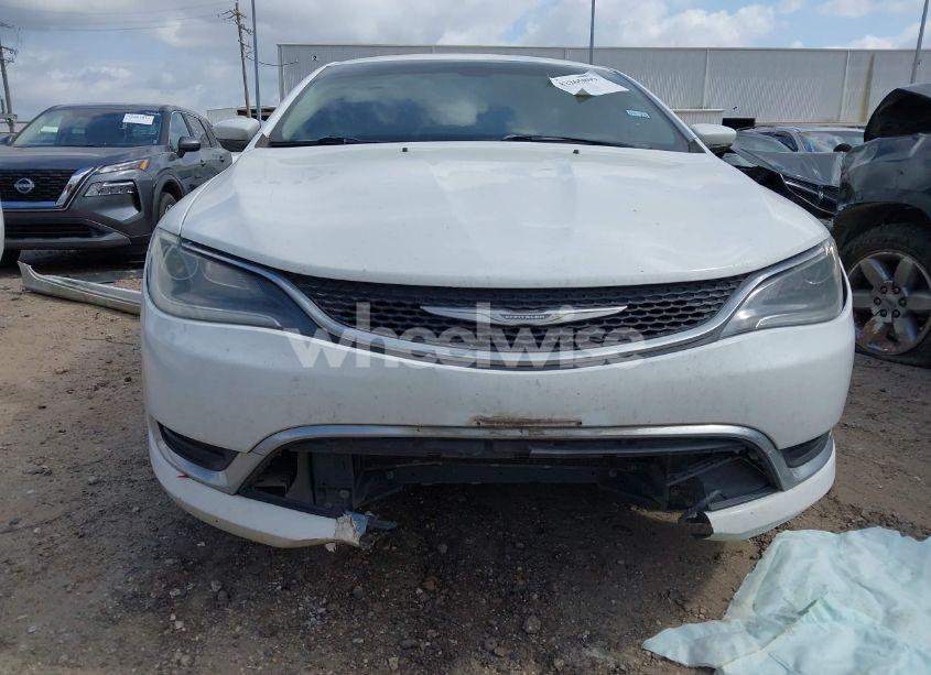 Photo 6 of 2015 Chrysler 200 LIMITED (VIN 1C3CCCAB4FN710167)