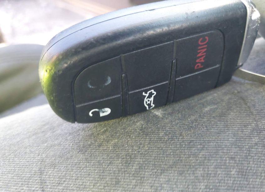 Photo 11 of 2015 Chrysler 200 LIMITED (VIN 1C3CCCAB4FN725980)