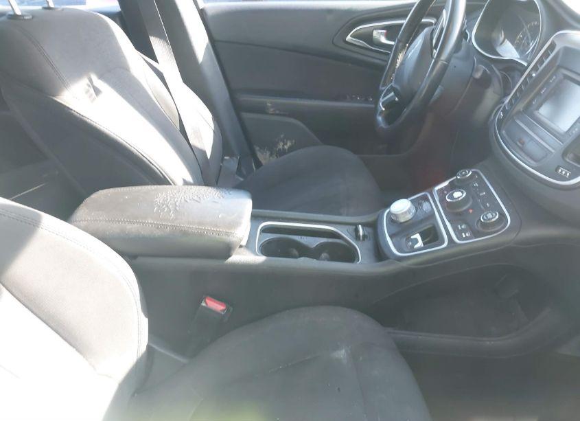 Photo 5 of 2015 Chrysler 200 LIMITED (VIN 1C3CCCAB4FN725980)