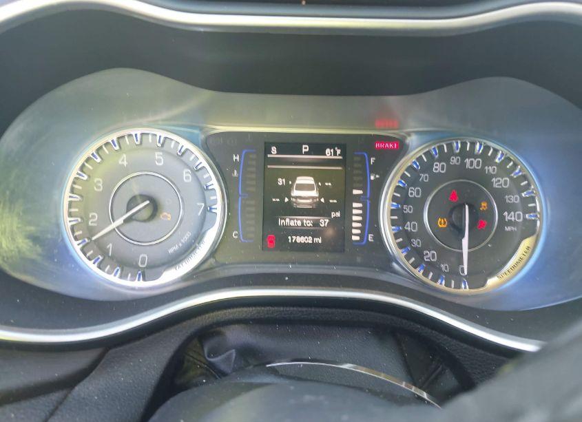 Photo 7 of 2015 Chrysler 200 LIMITED (VIN 1C3CCCAB4FN725980)