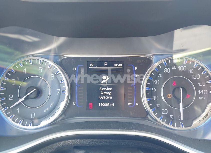 Photo 7 of 2015 Chrysler 200 LIMITED (VIN 1C3CCCAB4FN742102)