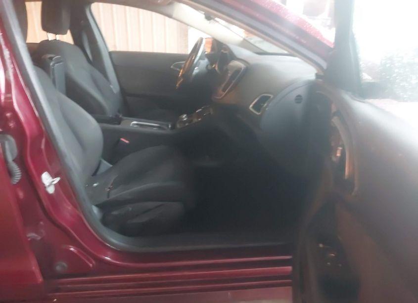 Photo 5 of 2015 Chrysler 200 LIMITED (VIN 1C3CCCAB4FN743699)