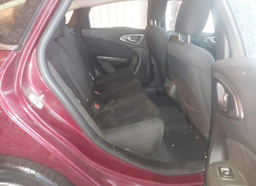 Photo 8 of 2015 Chrysler 200 LIMITED (VIN 1C3CCCAB4FN743699)