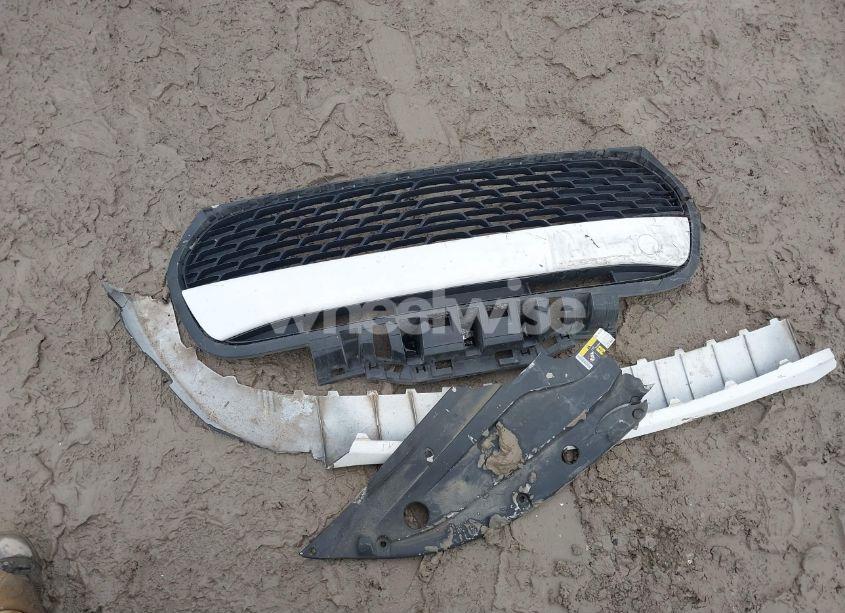 Photo 12 of 2015 Chrysler 200 LIMITED (VIN 1C3CCCAB4FN750443)