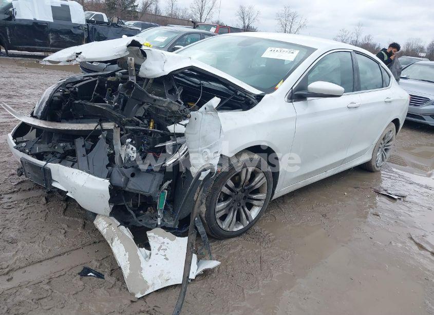 Photo 2 of 2015 Chrysler 200 LIMITED (VIN 1C3CCCAB4FN750443)