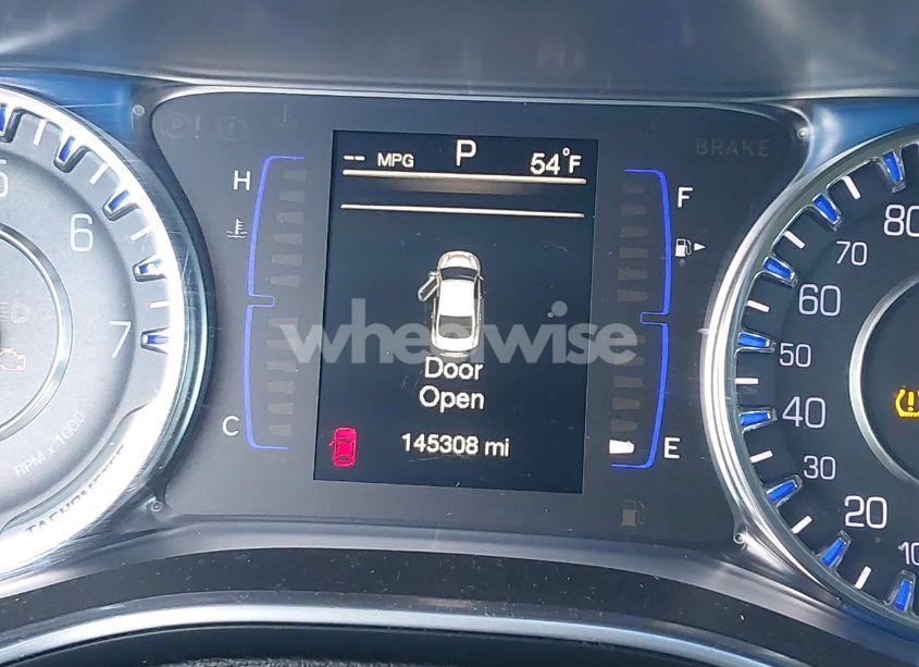 Photo 15 of 2016 Chrysler 200 LIMITED (VIN 1C3CCCAB4GN132458)