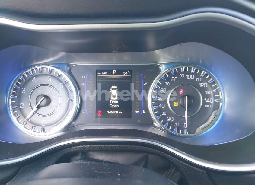 Photo 7 of 2016 Chrysler 200 LIMITED (VIN 1C3CCCAB4GN132458)