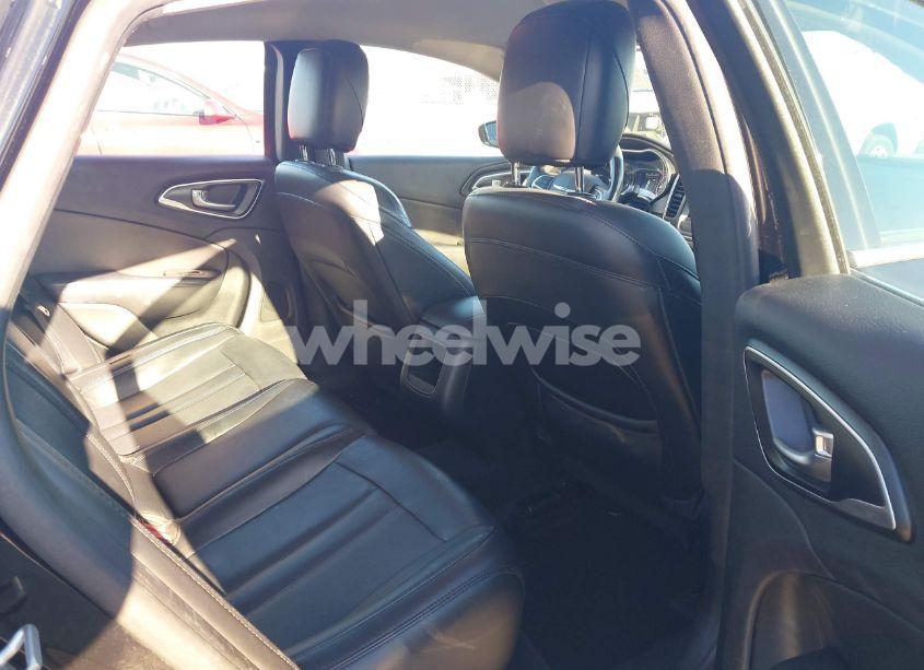 Photo 8 of 2016 Chrysler 200 LIMITED PLATINUM (VIN 1C3CCCAB4GN174080)